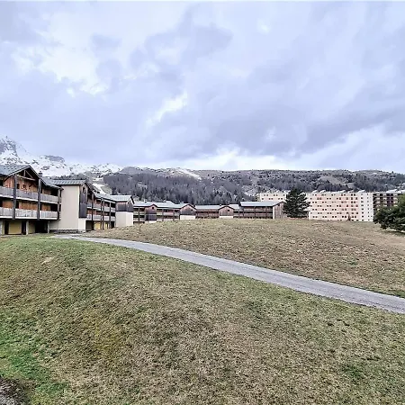 T2 Cabine, 6 Pers, Proche Pistes, Parking, Casier A - Fr-1-525-268 Apartment *